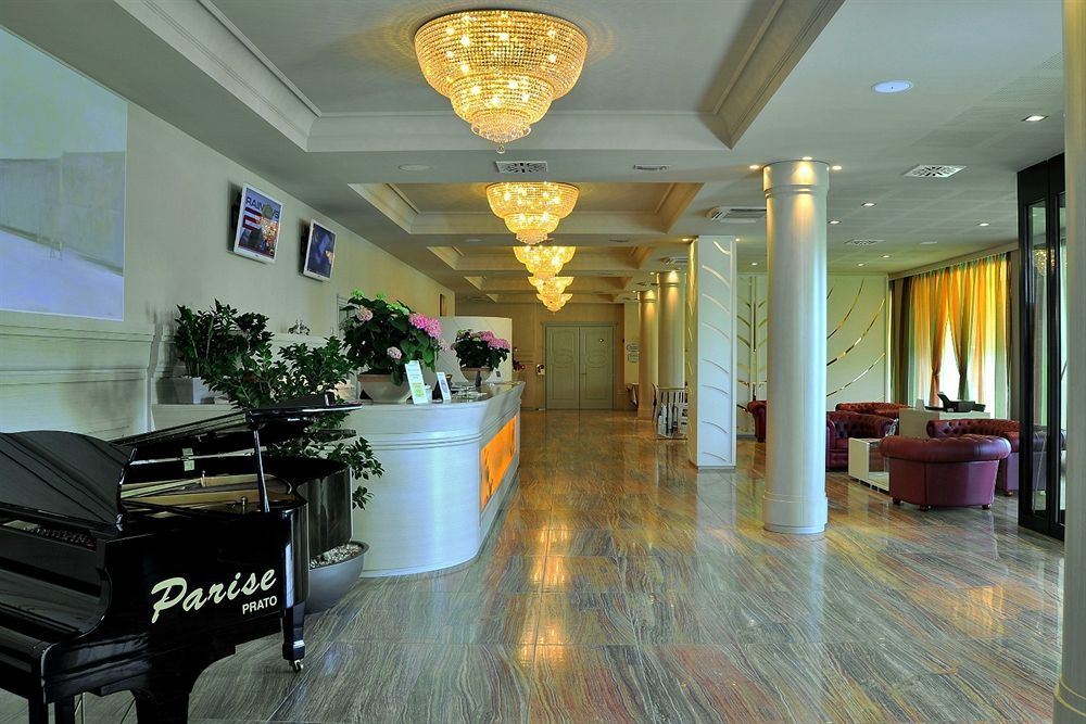 Grand Hotel Форли Экстерьер фото
